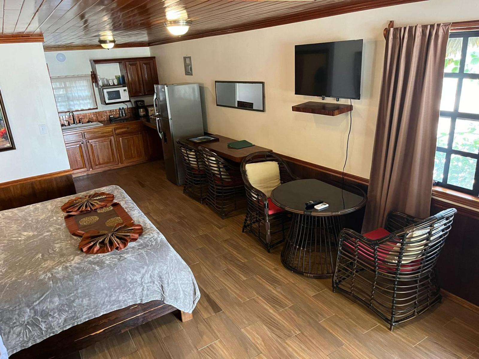 סן פדרו Captain Morgan'S Retreat מראה חיצוני תמונה